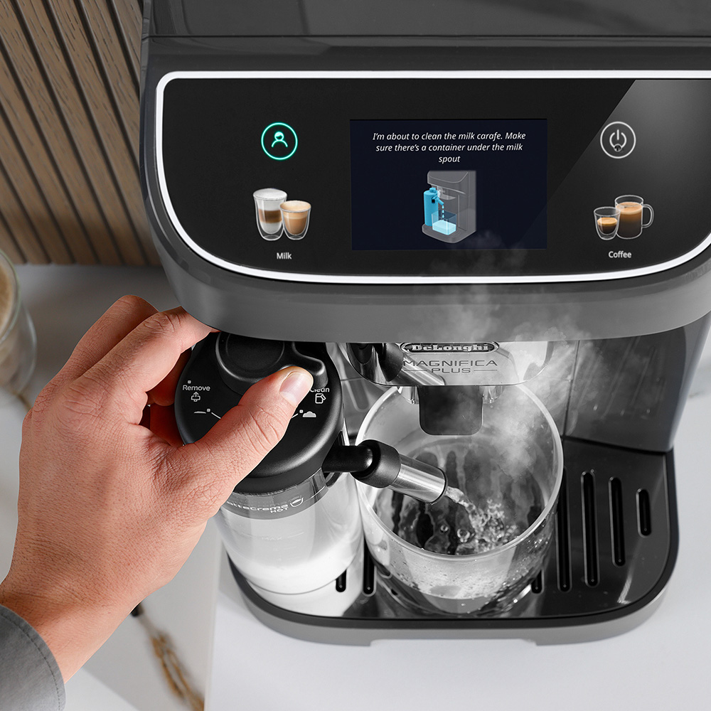 De'Longhi Magnifica Plus ECAM320.61.G Automatic Coffee Machine - Lifestyle