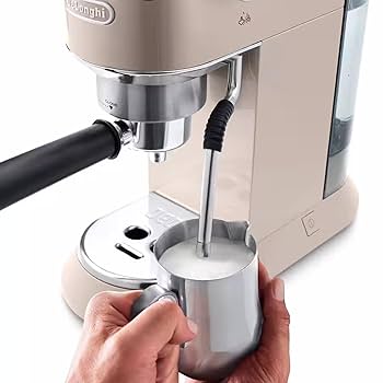 De’Longhi Dedica Arte EC885M Espresso Machine - Lifestyle Image