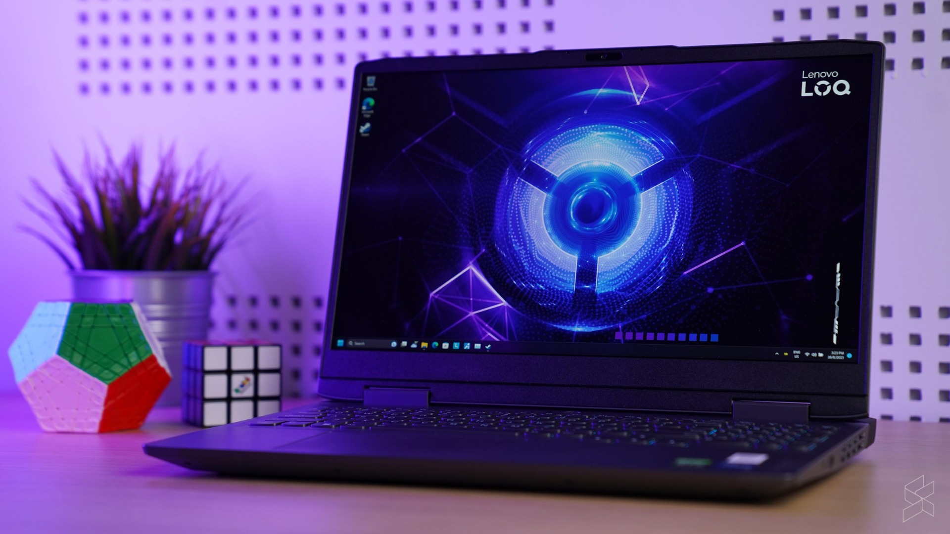 Lenovo LOQ 15IRX9 i7